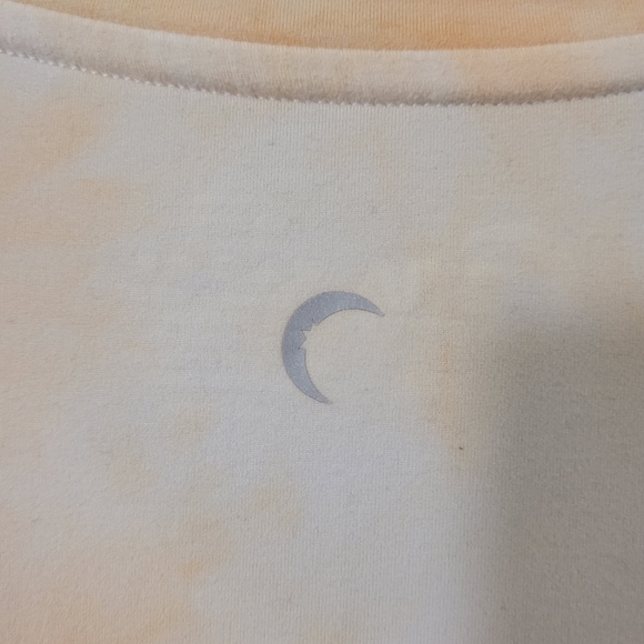 + Zyia Active Hendrix Dusk Go to pocket tie dye short sleeve tshirt - Picture 2 of 7